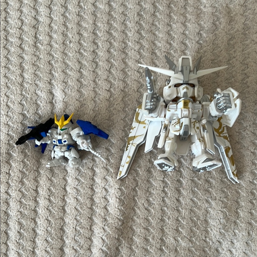 Robot Action Figure Set - White and Blue